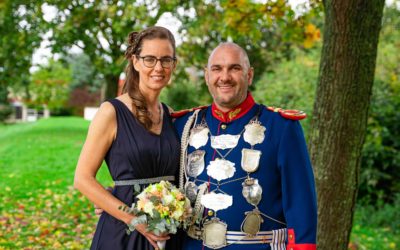 Neukirchener Bürgerschützen feiern mit ihrem Königspaar Andreas und Stephanie